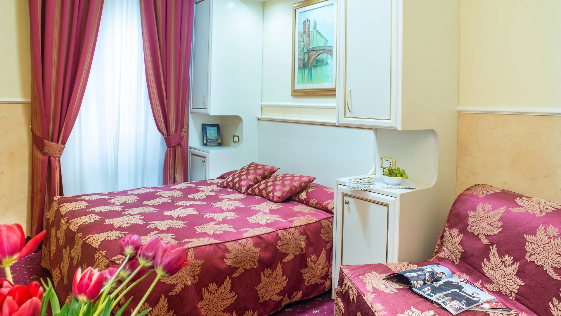 Hotel Anfiteatro Flavio Roma 3*,  Italia