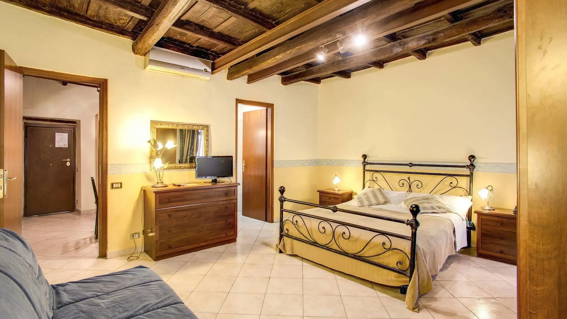 Hotel Anfiteatro Flavio Roma