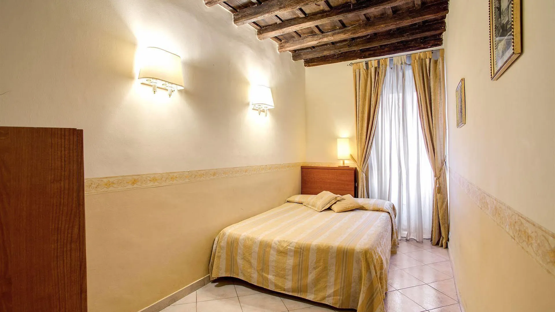 ***  Hotel Anfiteatro Flavio Roma Italia