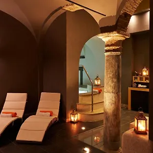 Otel The Code, Roma
