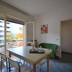 https://appartamenti-villa-angela.hotelinveneto.com