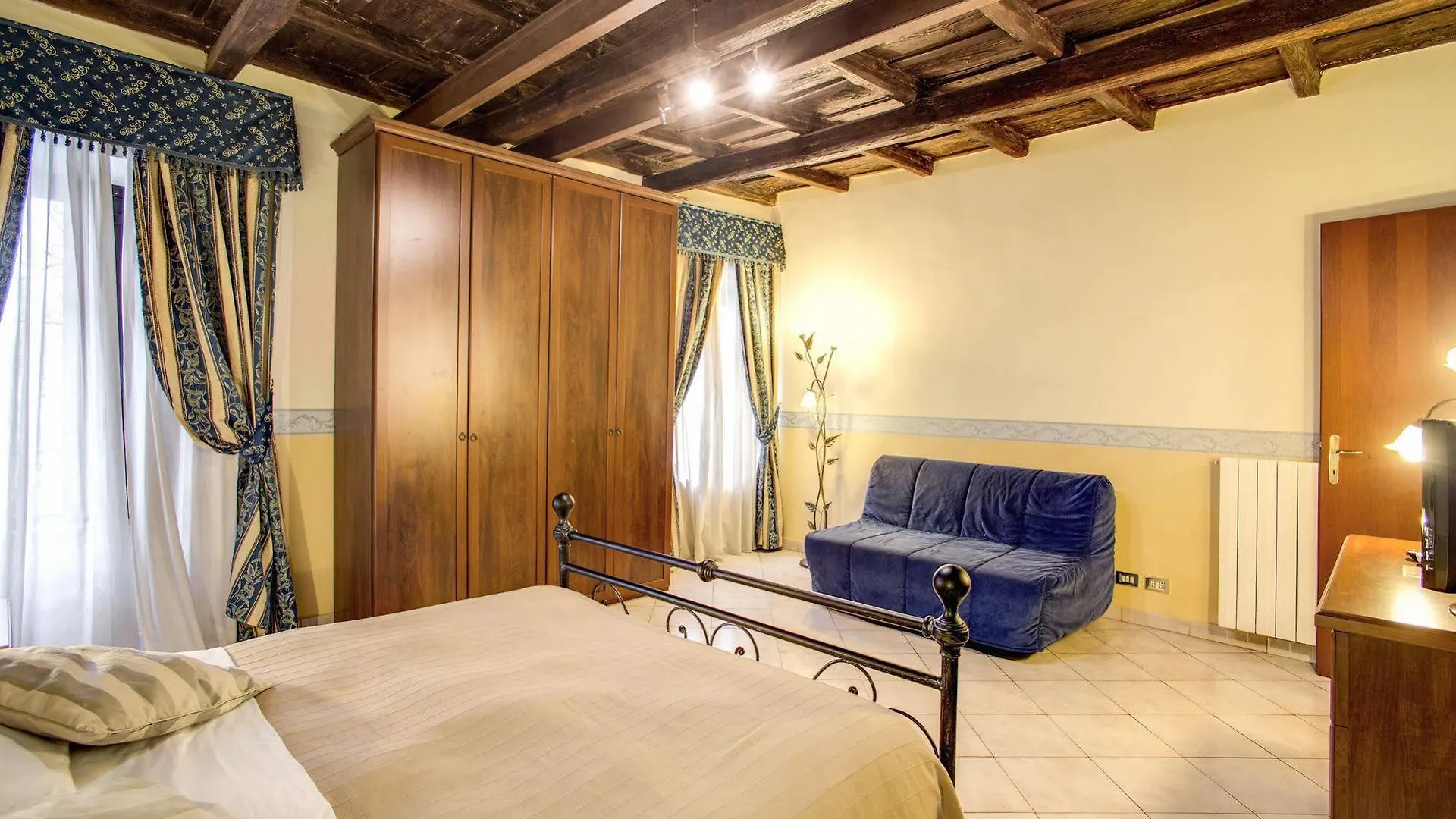 Hotel Anfiteatro Flavio Rom