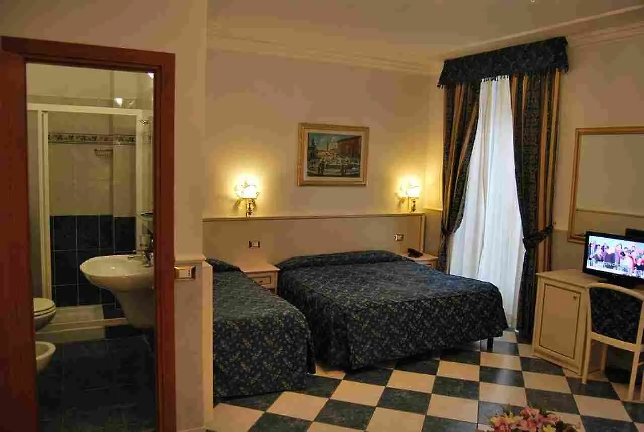Hotel Anfiteatro Flavio Rome 3*,